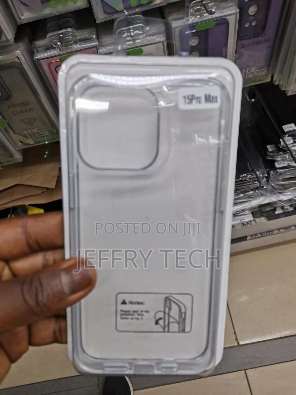 The CLEAR GRIP CASE Clear iPhone 15 Pro Max Case
