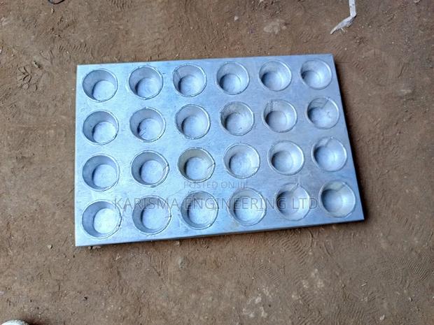 Queen Cake Trays - thumbnail 2