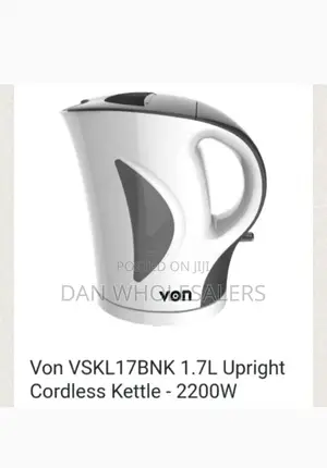 1.7L Cordless Kettle Von White and Black