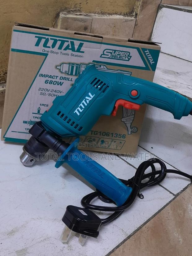 Total 680W Drill Machine