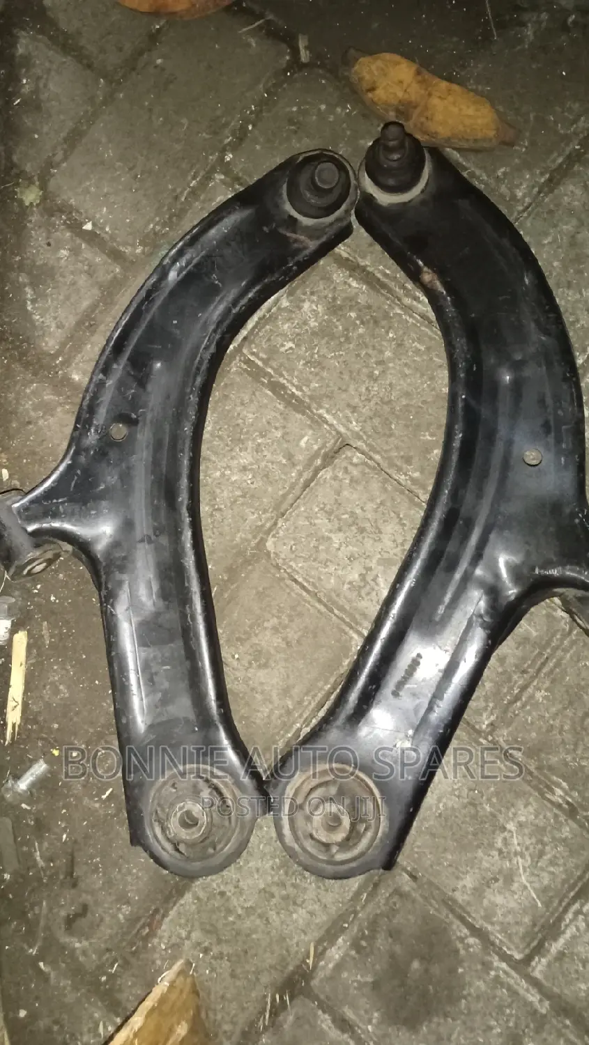 Nissan Note /Tiida/Cube Control Arm