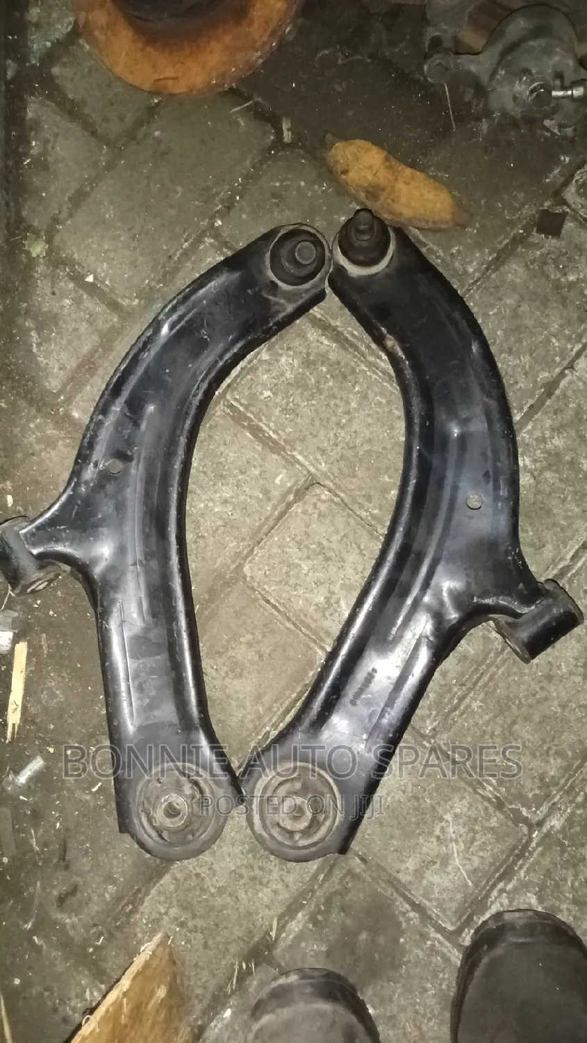 Nissan Note /Tiida/Cube Control Arm
