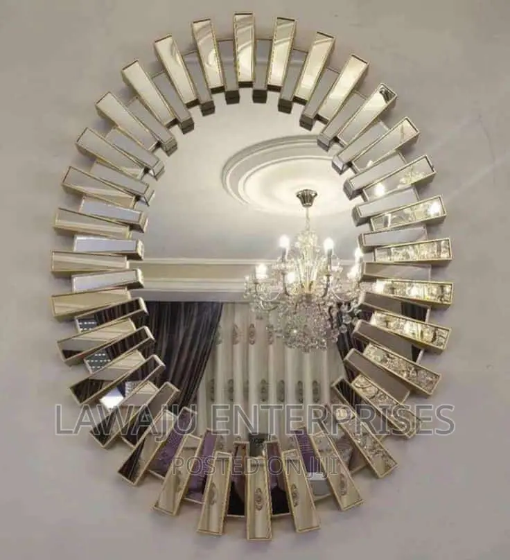 Oval Shaped Sunburst Decor Mirror
