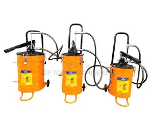 Grease Bucket With Wheels Kenfria Brand 5kg