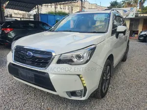 Subaru Forester 2.0XT Premium AWD 2017 Off white