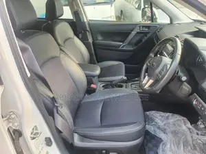 Subaru Forester 2.0XT Premium AWD 2017 Off white