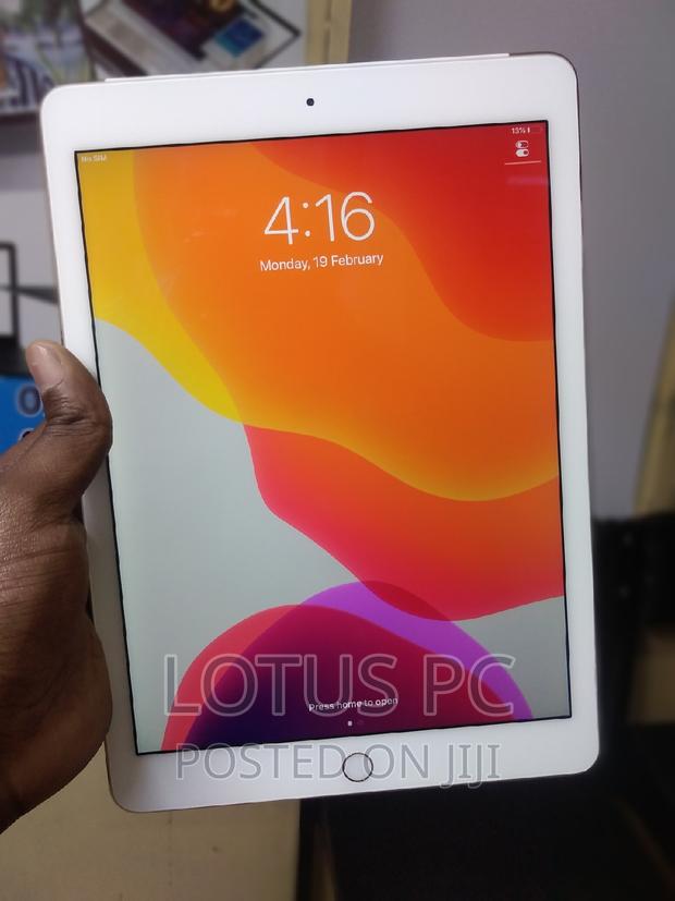 Apple iPad Air 16 GB Yellow