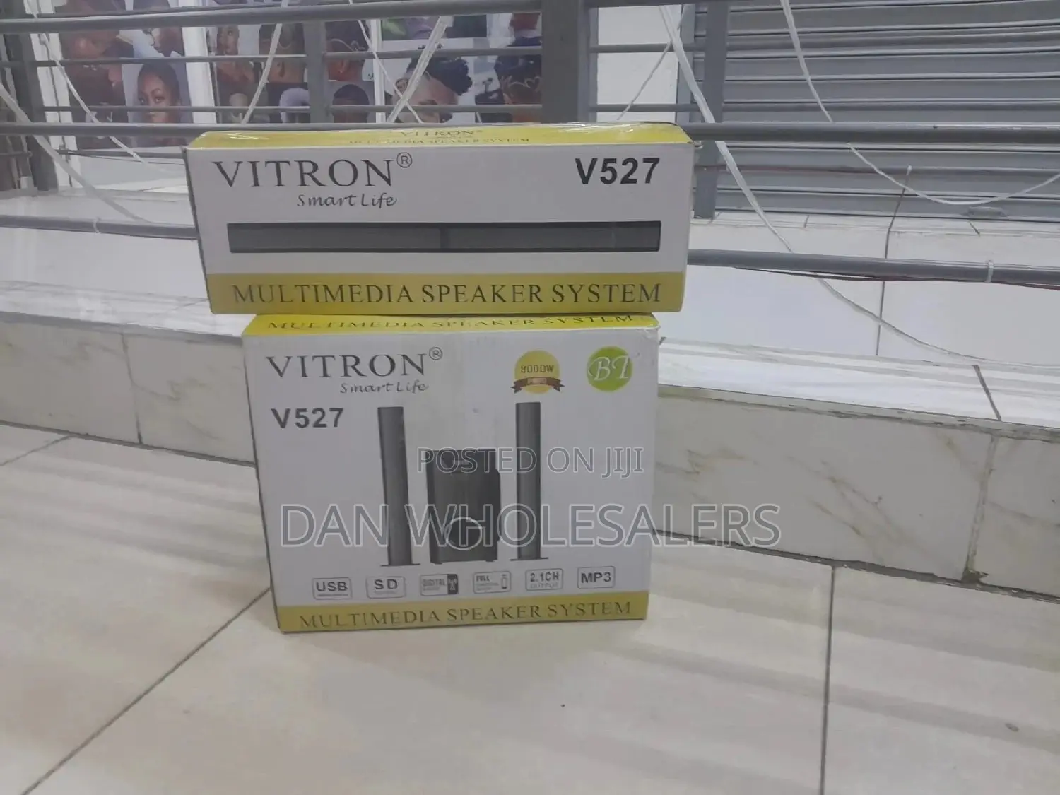 Vitron Sub Woofer System BT/USB/FM Tall Boy