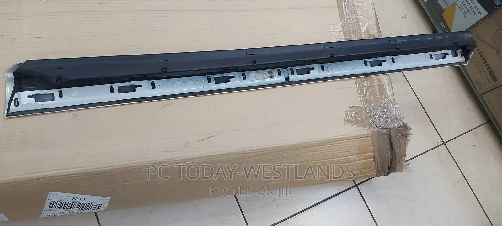 Toyota (7690658020A1) Mudguard, Slide Door, Lh Genuine