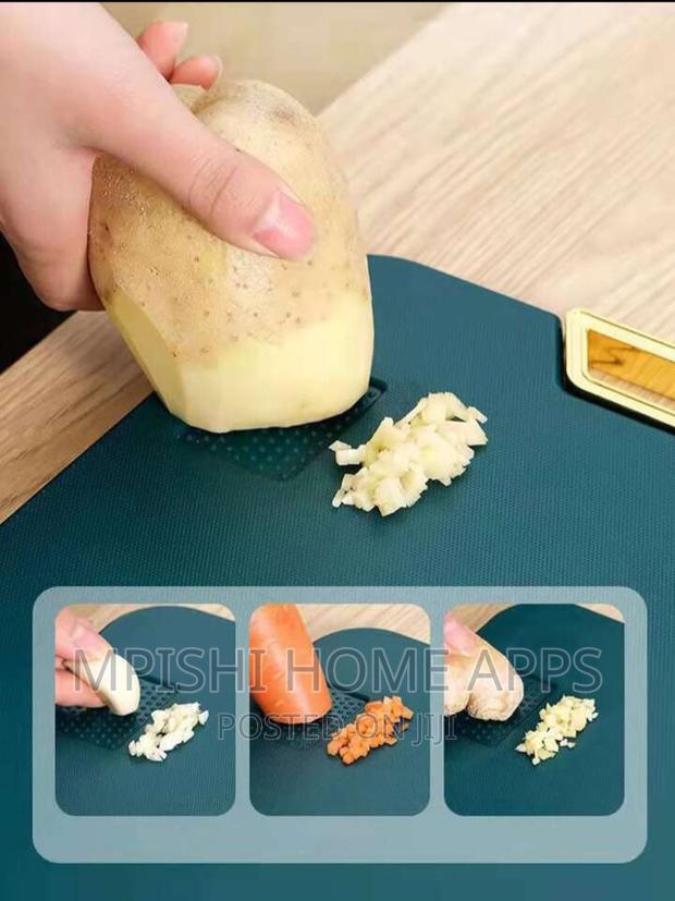 Rectangular Nordic Chopping Board Size 28x38cm - thumbnail 2