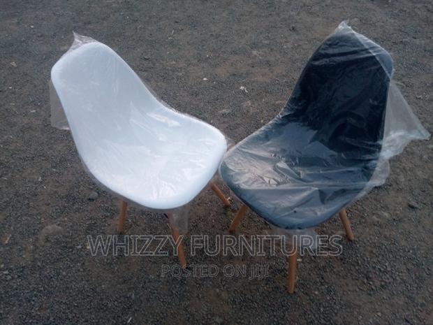 Aemes Chair Aemes Chair