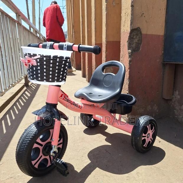 Bicycle, Kids Tricycle With Basket Kids Size - main view