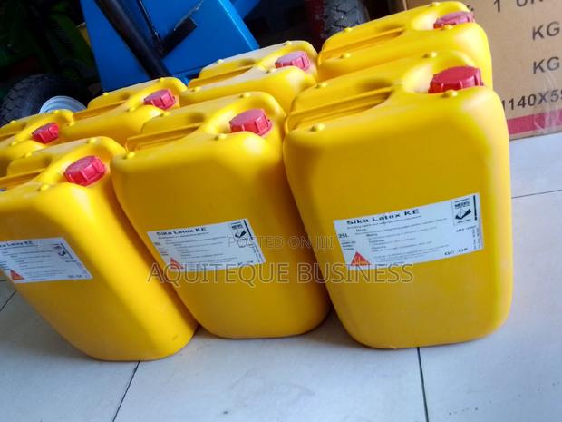 Sika Latex Admixture 25L - main view