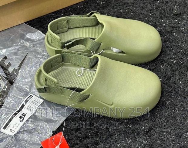 *Nike Mule Slides*
 Size:*40-45*
Price:*3500* - thumbnail 2