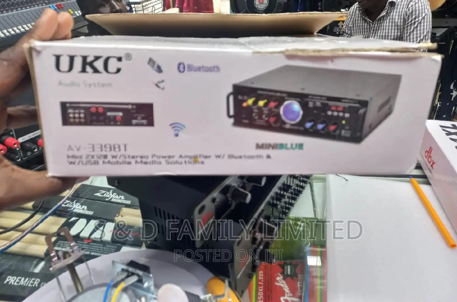UKC Karaoke Digital Amplifier