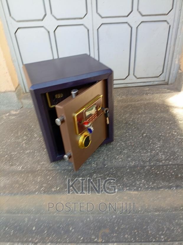 Safe Box - thumbnail 2