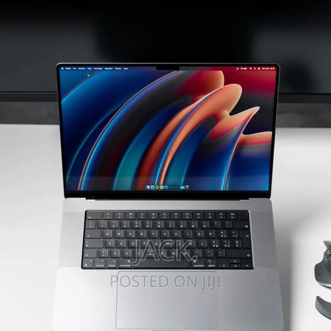 Laptop Apple MacBook Pro 2023 M2 Max 16-Inch 32GB Apple M1 Max SSD 1T
