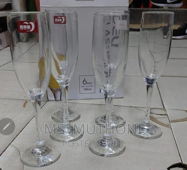 *190ml Deli Clear Champagne Glasses Now Available - thumbnail 3