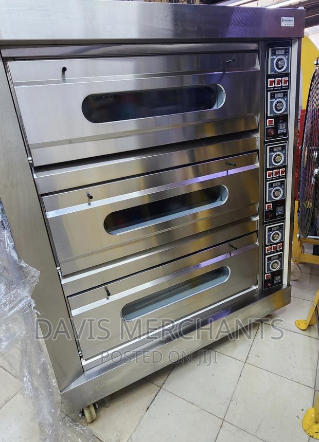 3 Deck Single Phase Commercial Oven - main view