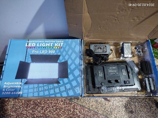 Professional Photo/ Vedioled Light Kit Varicolor Pro Led 800