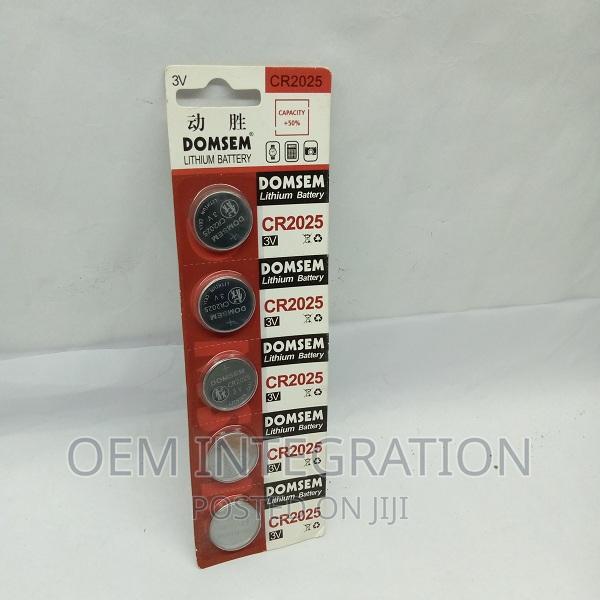 Cr2025 Battery - thumbnail 5