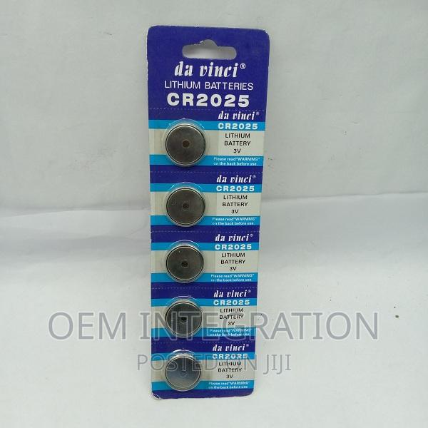 Cr2025 Battery - thumbnail 4