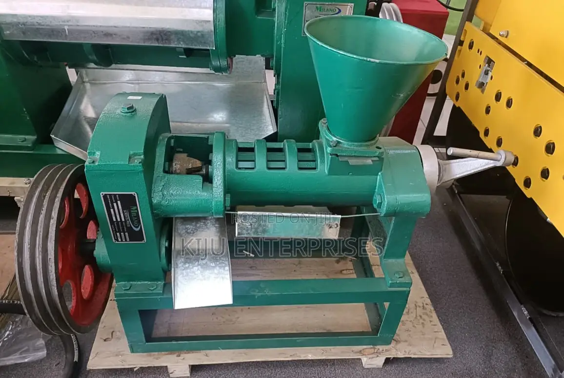 Screw Oil Pressing Machine
