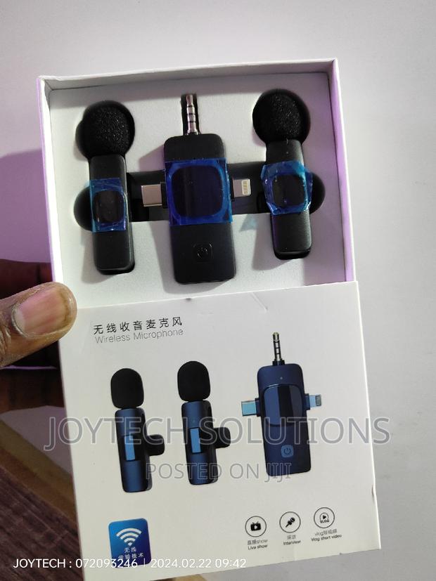 iPhone Wireless Lapel Microphone . Type and Aux 3 in 1 Mic. - thumbnail 2
