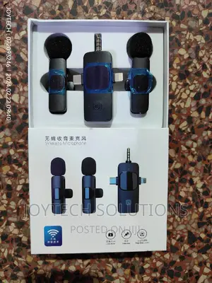 iPhone Wireless Lapel Microphone . Type and Aux 3 in 1 Mic.