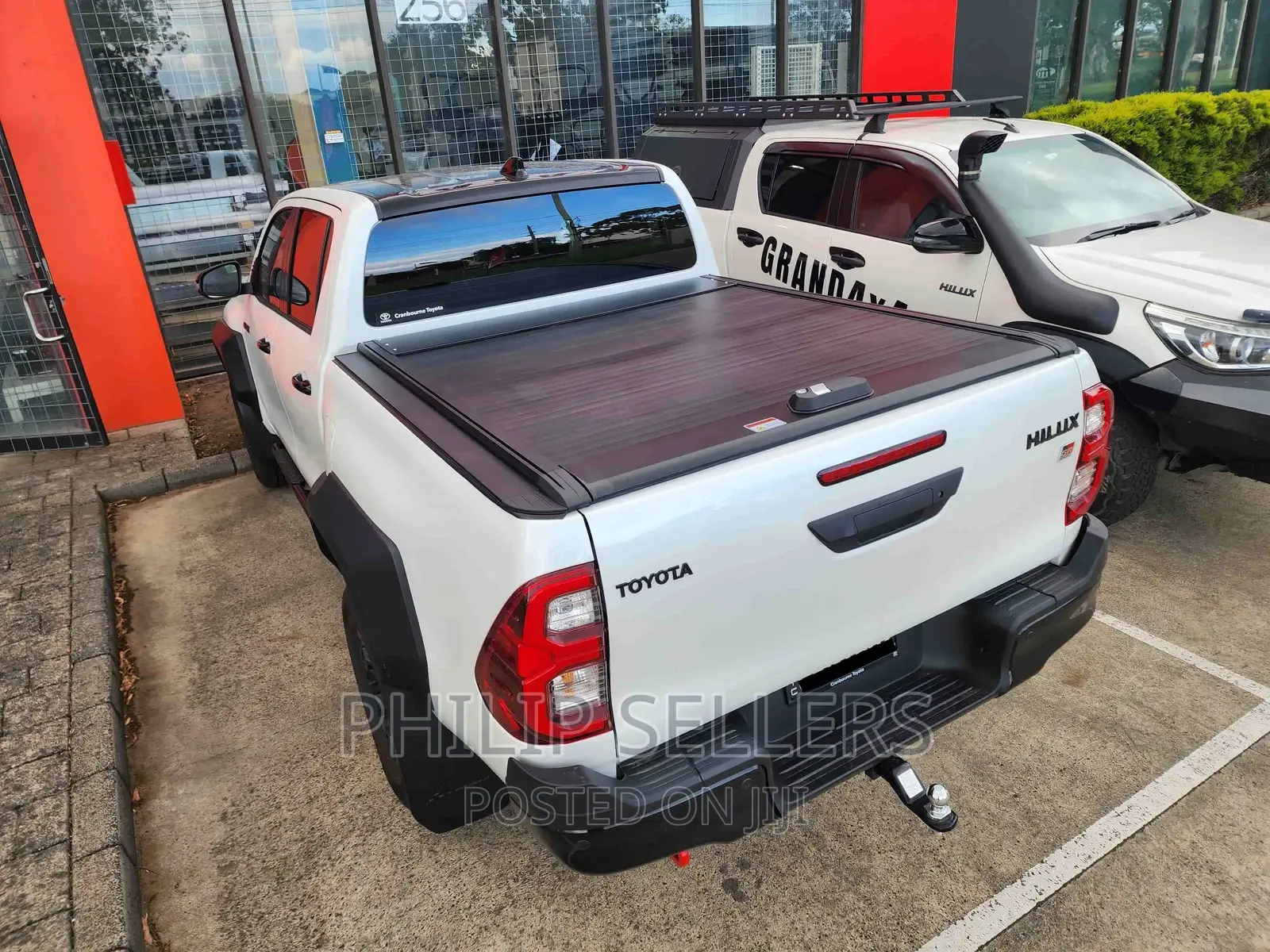 Roller Shutter Tonneau Cover for Toyota Hilux 2015
