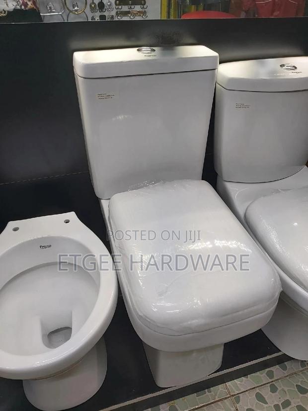 Toilet Sit Rectangle - main view