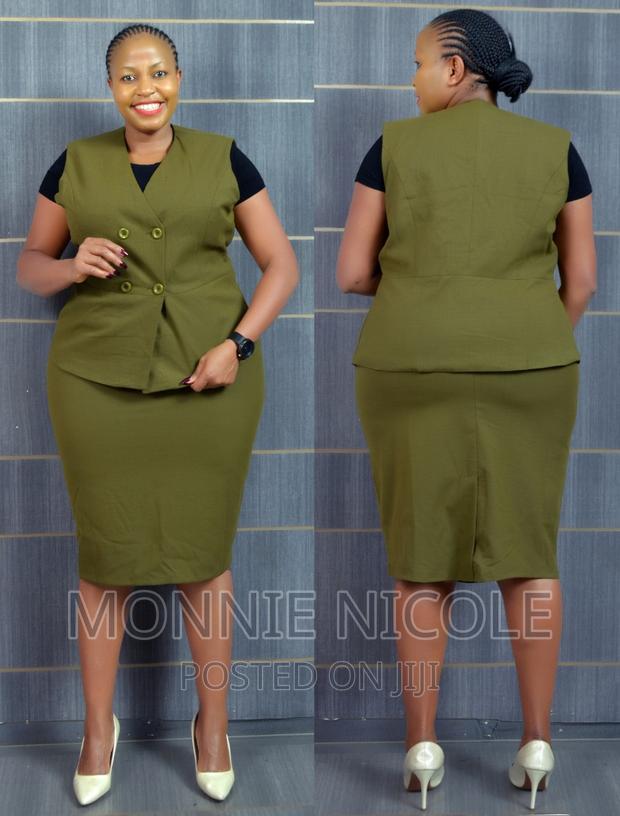Official Ladies Suit. Navy Blue/Green - thumbnail 3