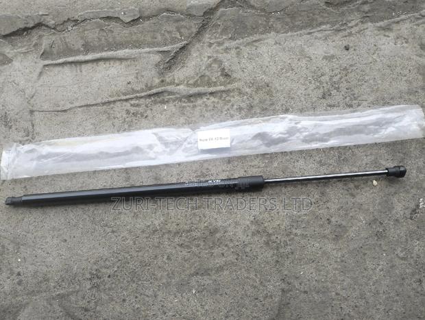 Nissan Note 06-12 Boot Shocks