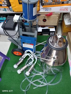 Single Barrel Milking Machine /Electric Milking Machine - thumbnail 2