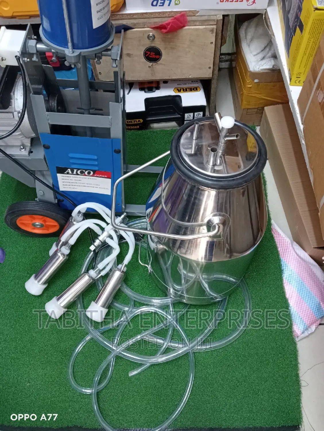 Commercial Electric Milking Machine