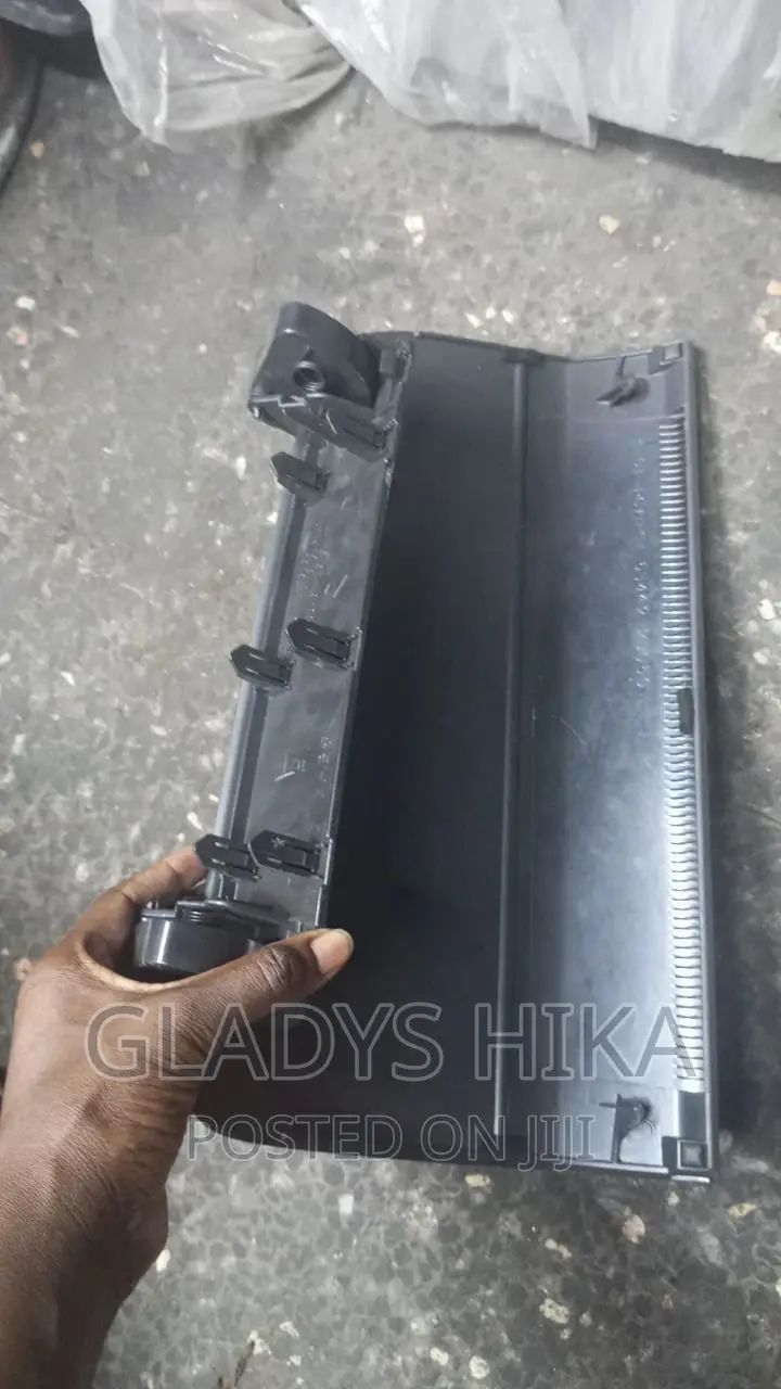 Toyota Hiace Dashboard Cover on Sale in Ngara Vehicle Parts