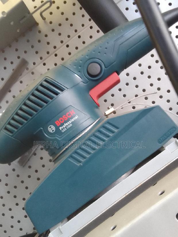 Bosch Orbital Sander/Sanding Machine - main view