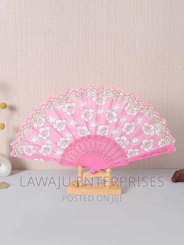 Pink Lace Handheld Fan - thumbnail 3