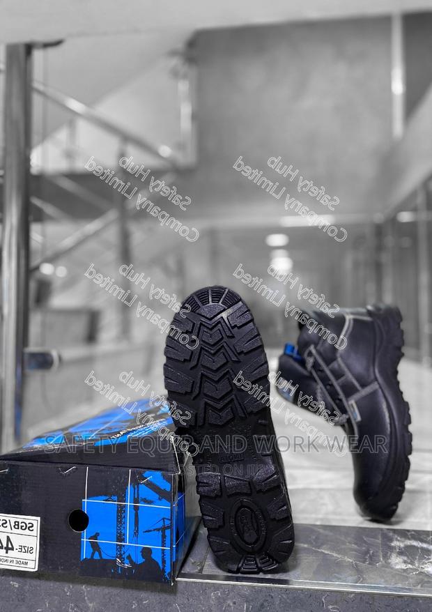 Get Vaultex Boots With Breathable Material - thumbnail 3