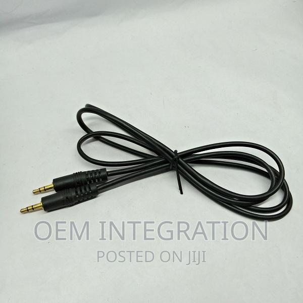 Aux Cables - main view