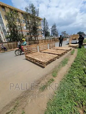 Pallet Bed- 4*6 Detachable and Blazed Pallet Bed. (GVH2800)