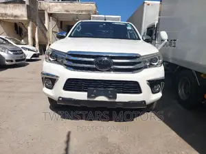 2018 White Toyota Hilux: Tough and Stylish Pickup Truck for Everyday Use