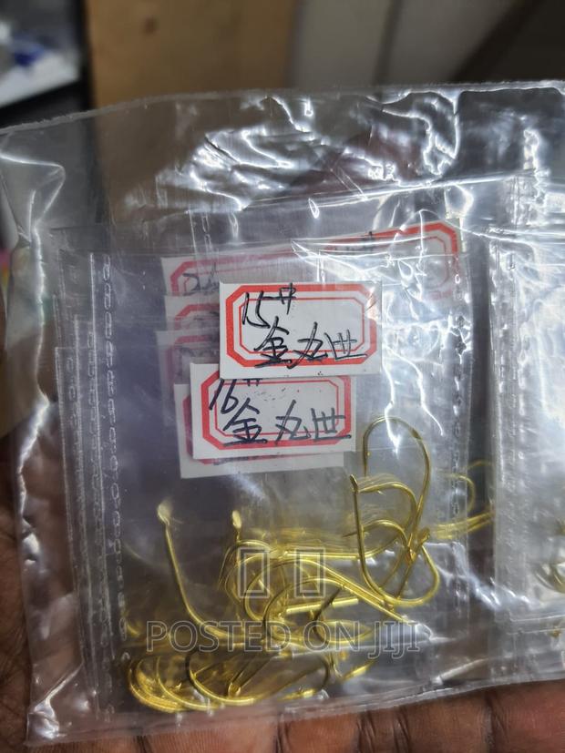 Variety Sizes And Types Of Fishing Hooks