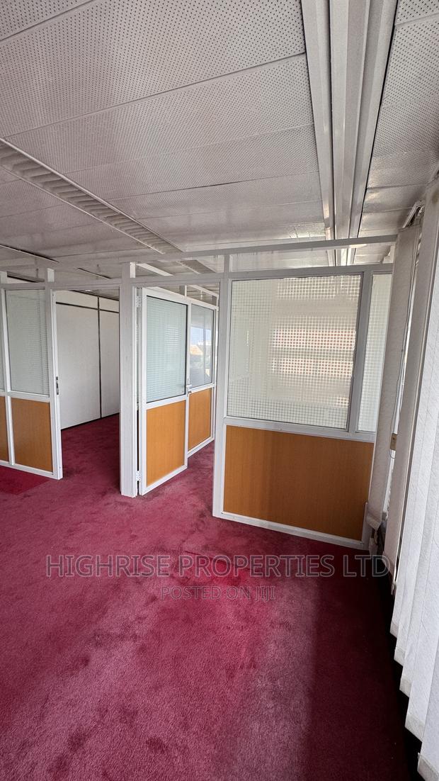 Executive Office Space for Rent - thumbnail 8