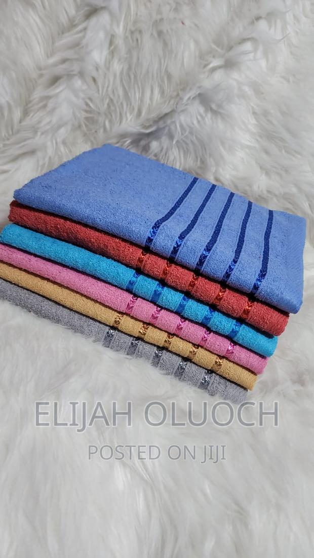 Medium Size Towel - thumbnail 3