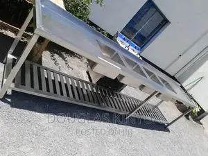 Stainless Steel Commercial 4bowl Washing Sink.