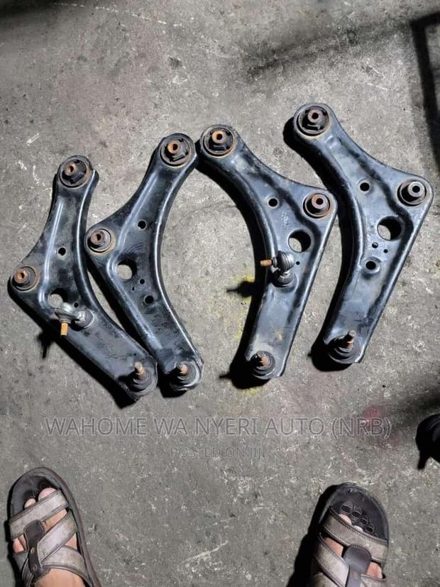 Arms for Nissan Note