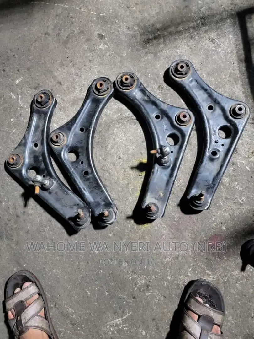 Arms for Nissan Note