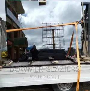 Building Glass, One Way and Clear Window Panes