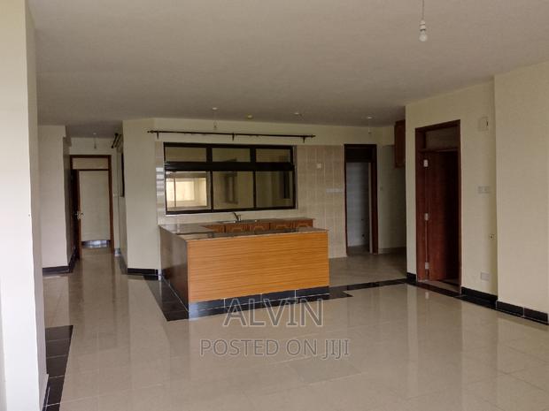 3bdrm Apartment in Kizingo for sale